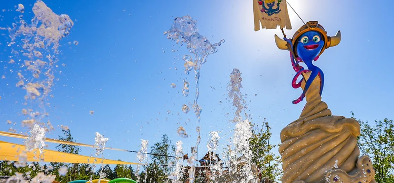 Skulptur von Snorri in der Wasserwelt Rulantica.