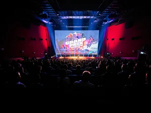 Film premiere of GRAND PRIX OF EUROPE Huge, packed cinema auditorium at the film premiere of GRAND PRIX OF EUROPE.