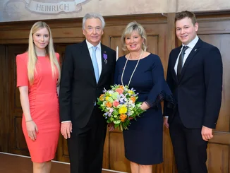 Jürgen Mack together with his wife Mauritia and his children Frederik and Alexia Mack.