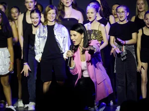 TALENT ACADEMY Europa-Park Katja Mack cheers on her young talents.