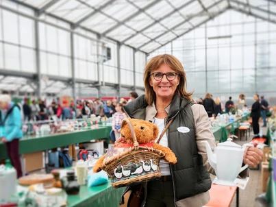 Marianne Mack Charity-Flohmarkt Marianne Mack bei dem jährlichen Charity-Flohmarkt des gemeinnützigen Vereins Santa Isabel e. V.