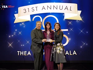 TEA Thea Award 2025 Michael, Miriam and Ann-Kathrin Mack on stage at the Thea Awards ceremony.