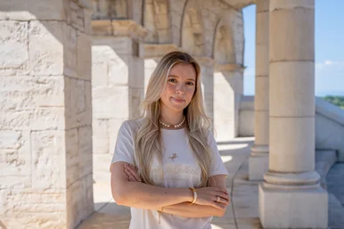 Alexia Mack Portrait photograph of Alexia Mack.