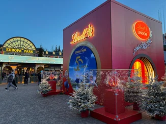 Lindor Cube in front of the main entrance to Europa-Park The large, square Lindor Cube stands in front of the main entrance to Europa-Park.