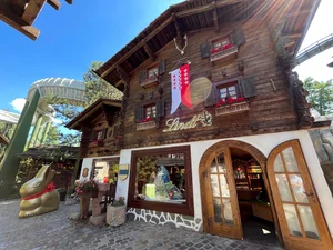 Lindt shop The Lindt shop in the Swiss themed area at Europa-Park, viewed from the outside.