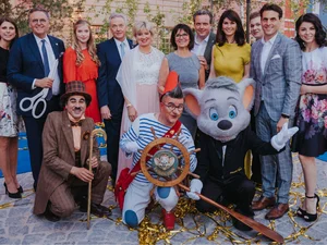 Opening of hotel 'Krønasår' The entire Mack family of entrepreneurs at the opening of hotel 'Krønasår' at the Europa-Park Resort.