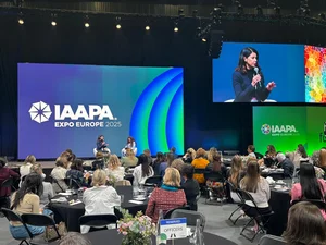Katja Mack als Speakerin bei der IAAPA Expo Europe in Barcelona.