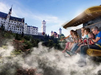 Szene aus der Attraktion Voletarium im Europa-Park mit Flug über Schloss Neuschwanstein.